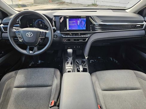 Used 2025 Toyota Camry LE FWD image 19