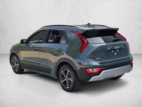 Used 2023 Kia Niro EX FWD image 7