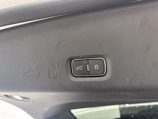 Used 2025 Lincoln Navigator Reserve AWD/4WD image 38