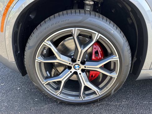 New 2026 BMW X5 sDrive40i w/ M Sport Package image 10