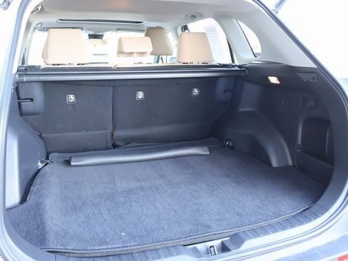 Used 2021 Toyota RAV4 XLE w/ Convenience Package image 16