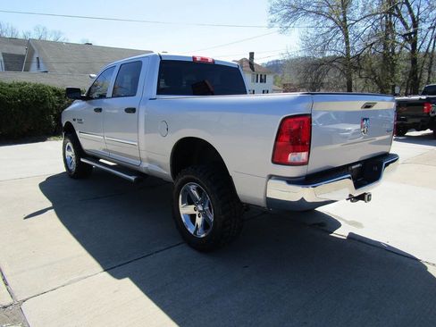 Used 2015 RAM 1500 ST w/ SXT Appearance Group image 6