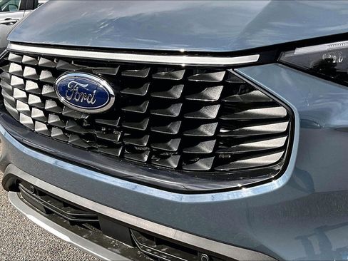 New 2026 Ford Escape Platinum w/ Premium Technology Package image 31