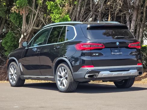 Used 2019 BMW X5 xDrive40i w/ Convenience Package AWD/4WD image 5