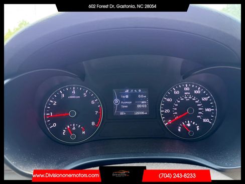 Used 2018 Kia Optima LX FWD image 14