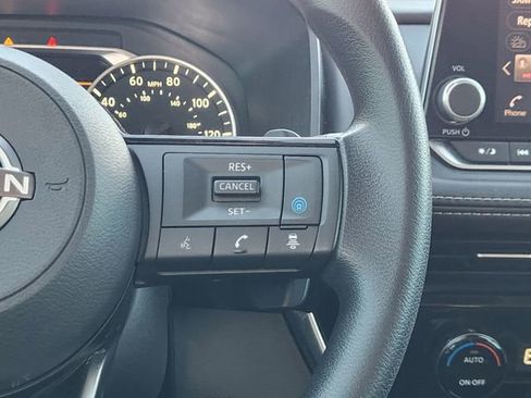 Used 2023 Nissan Rogue SV image 29