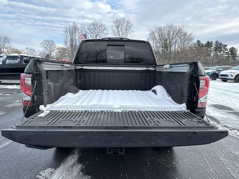 Used 2021 Nissan Titan PRO-4X w/ Pro-4x Convenience Package image 27