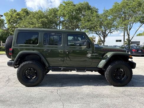 Used 2021 Jeep Wrangler Unlimited Rubicon AWD/4WD image 2