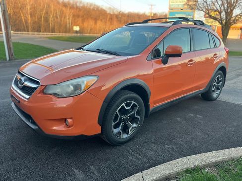 Used 2014 Subaru Crosstrek 2.0i Limited image 1