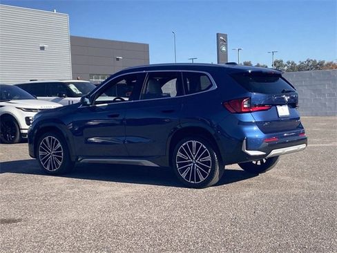 Certified 2025 BMW X1 xDrive28i w/ Convenience Package image 9