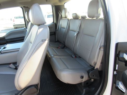 Used 2019 Ford F550 2WD SuperCab Super Duty image 10