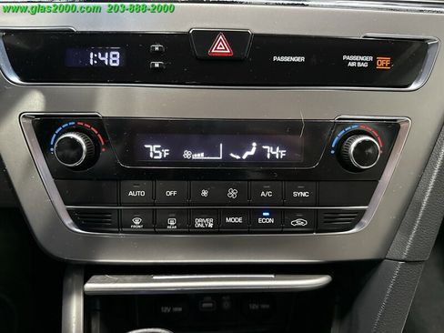 Used 2016 Hyundai Sonata SE image 17