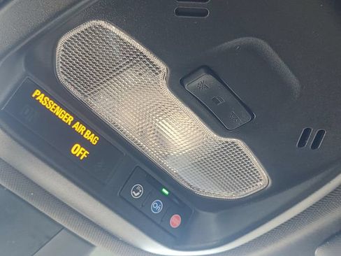 Used 2025 Chevrolet Trax RS w/ Driver Confidence Package FWD image 23
