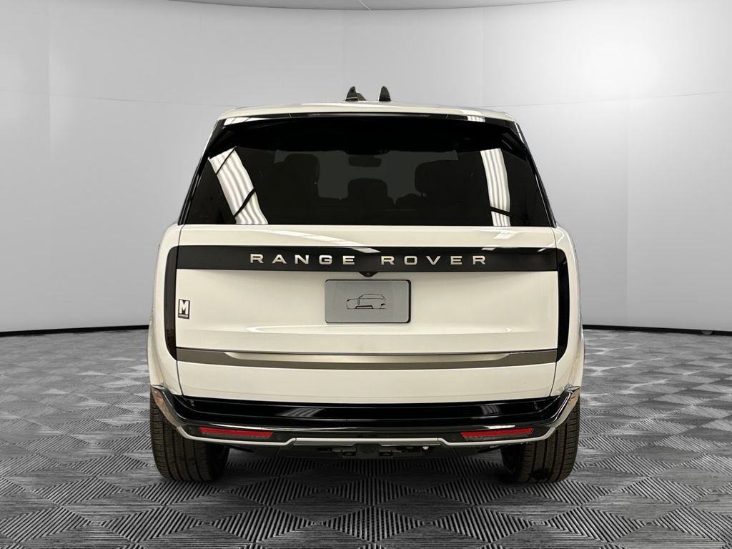 New 2027 Land Rover Range Rover Long Wheelbase SE AWD/4WD image 4