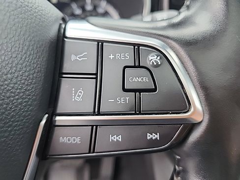 Used 2021 Toyota Highlander Platinum image 42