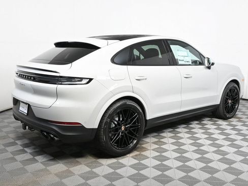 Certified 2026 Porsche Cayenne Coupe AWD/4WD image 26