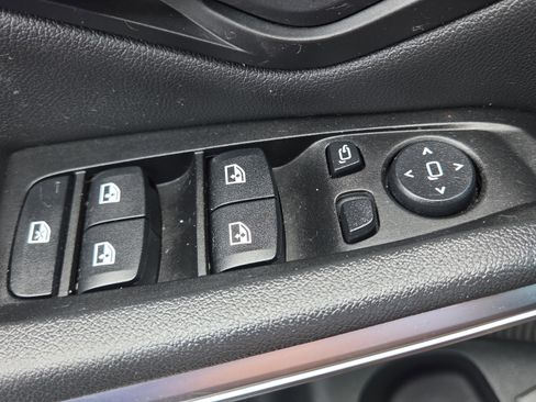 Used 2019 BMW 330i xDrive Sedan w/ Driving Assistance Package image 37