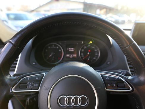 Used 2018 Audi Q3 2.0T Premium AWD/4WD image 27