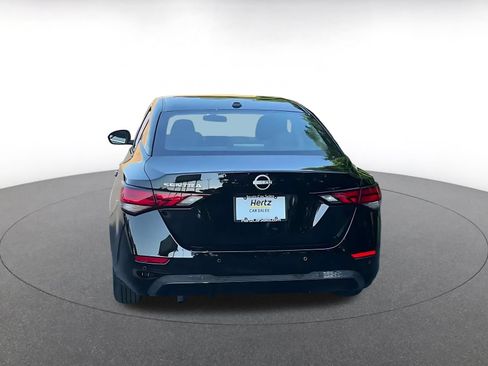 Used 2025 Nissan Sentra SV FWD image 11