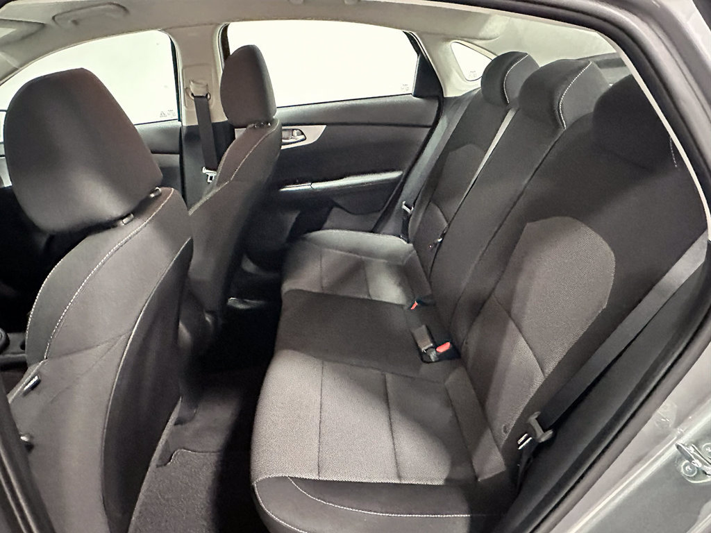 Used 2023 Kia Forte LXS FWD image 16