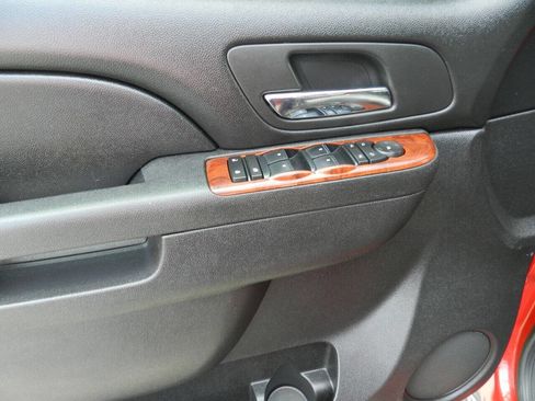 Used 2011 Chevrolet Avalanche LS w/ Regional Value Package image 15