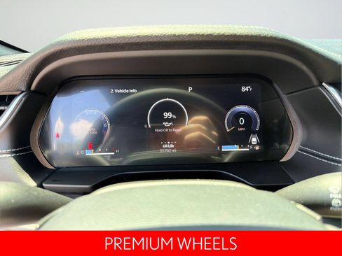 Used 2023 Jeep Grand Cherokee L Limited RWD image 12