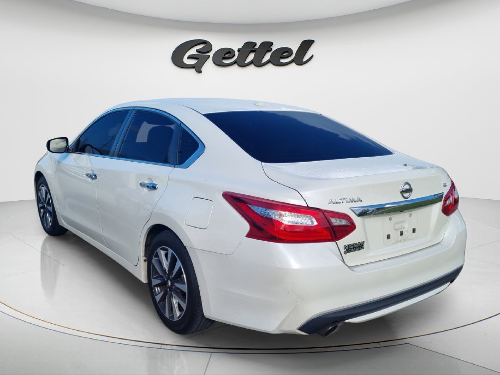 Used 2017 Nissan Altima 2.5 SL w/ 2.5 Technology Package FWD image 6