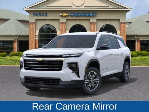 New 2026 Chevrolet Traverse LT w/ Driver Confidence Package image 7