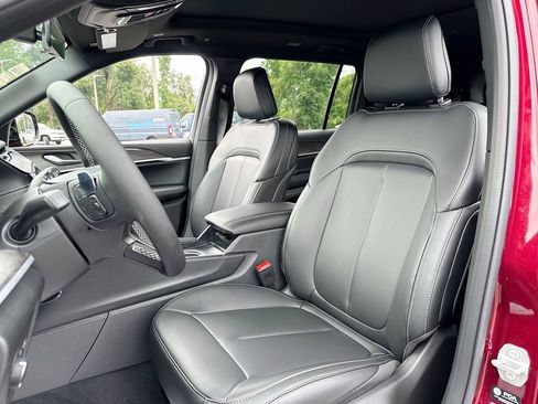 New 2026 Jeep Grand Cherokee L Limited RWD image 12