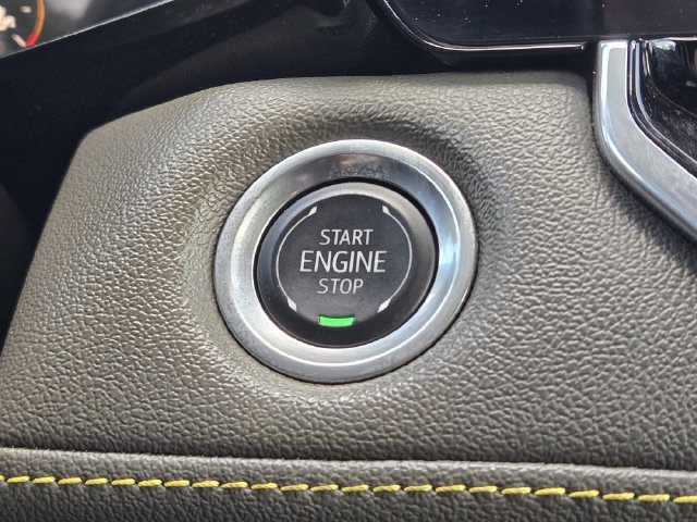 Certified 2024 Chevrolet Colorado ZR2 w/ ZR2 Convenience Package III AWD/4WD image 22