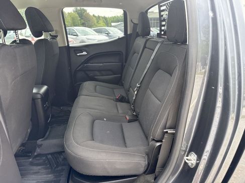 Used 2017 Chevrolet Colorado LT w/ LT Convenience Package AWD/4WD image 14