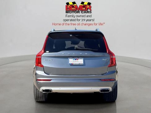 Used 2018 Volvo XC90 T6 Momentum w/ Convenience Package image 4