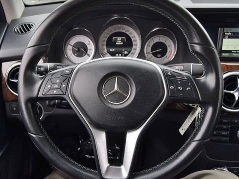 Used 2015 Mercedes-Benz GLK 350 4MATIC image 13