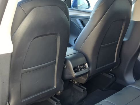 Used 2024 Tesla Model Y Long Range image 17