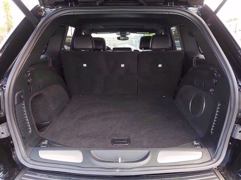 Used 2018 Jeep Grand Cherokee Trailhawk image 30