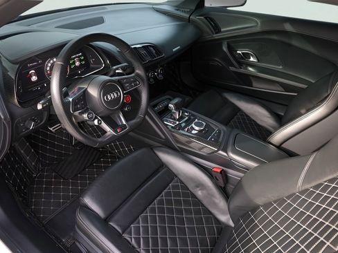 Used 2018 Audi R8 V10 plus image 14