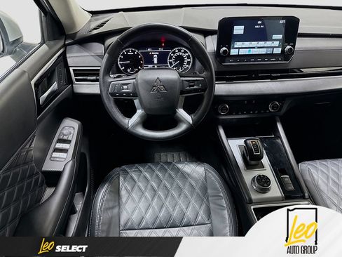 Used 2022 Mitsubishi Outlander SEL AWD/4WD image 24