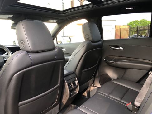 Used 2024 Cadillac XT4 Sport w/ Cold Weather Package FWD image 6