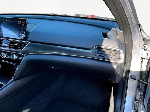 Used 2018 Honda Accord Sport image 20