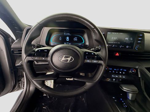 Used 2026 Hyundai Elantra Sport FWD image 13