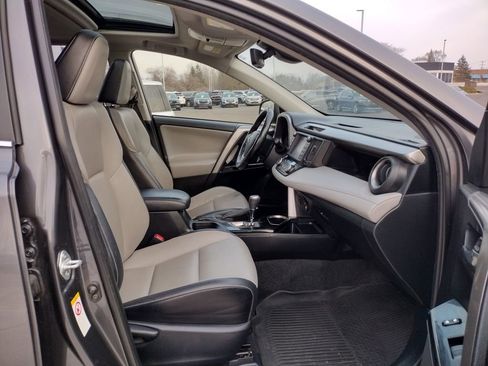 Used 2018 Toyota RAV4 Limited w/ All Weather Liner Package image 11