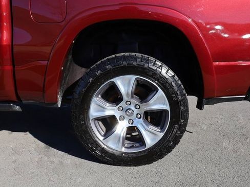 Used 2019 RAM 1500 Laramie image 27