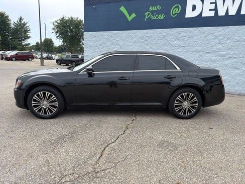 Used 2013 Chrysler 300 S AWD/4WD image 2