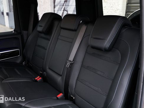Used 2022 Mercedes-Benz G 63 AMG 4MATIC w/ G Manufaktur Interior Package image 32