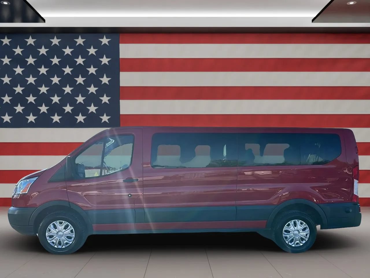 Used 2015 Ford Transit 350 XLT RWD image 4