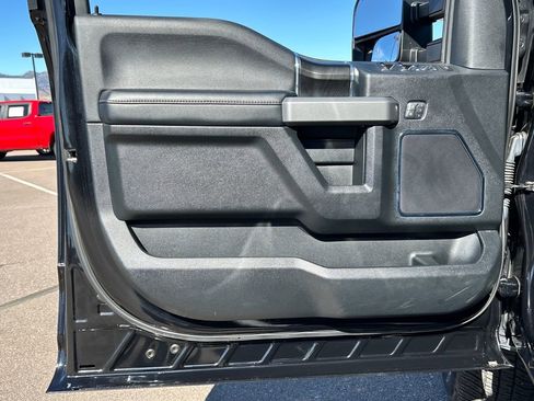 Used 2019 Ford F250 Platinum w/ Platinum Ultimate Package image 32