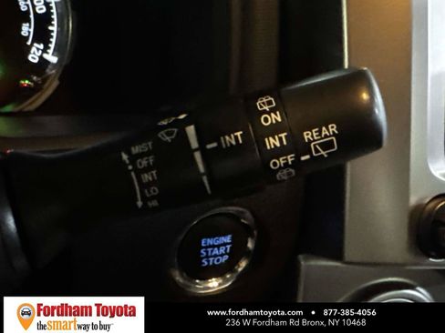 Used 2023 Toyota 4Runner Limited AWD/4WD image 24