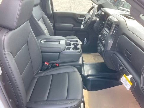 New 2026 Chevrolet Silverado 1500 W/T AWD/4WD image 18