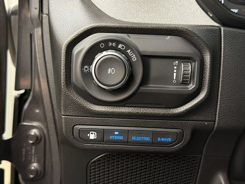 Used 2024 Jeep Wrangler Unlimited AWD/4WD image 30