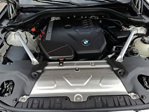 Used 2025 BMW X4 xDrive30i image 36